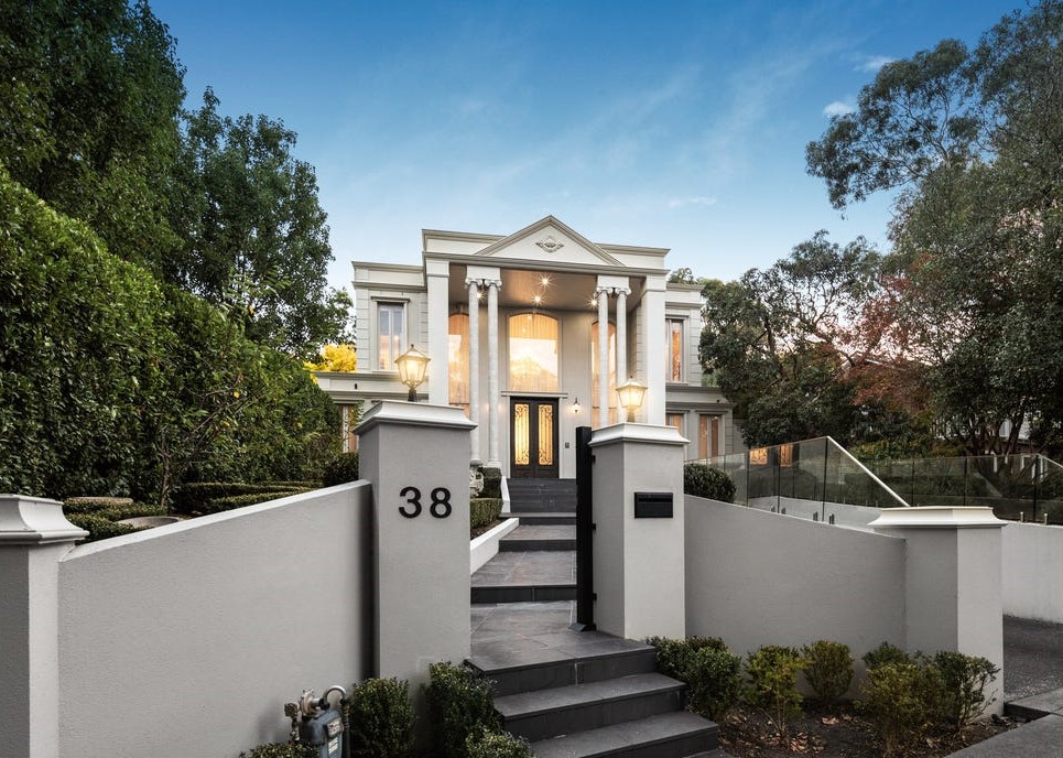 Frontage property in Balywn North Melbourne Australia