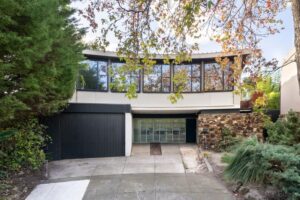 Facade of 4 Theodore Court, Toorak, Vic 3142