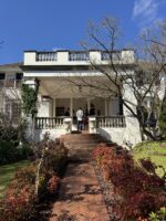 entryway of 52-54 Hopetoun Road, Toorak